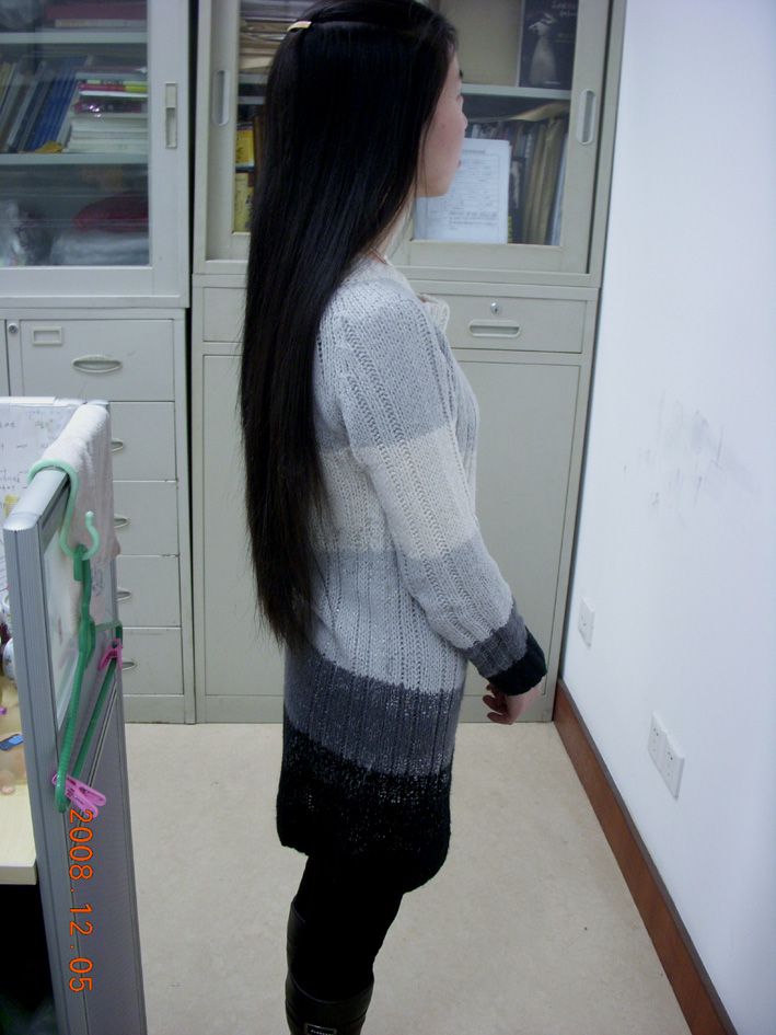 ww cut young girl's long hair