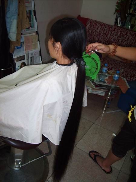 face cut 1.05 meter long hair