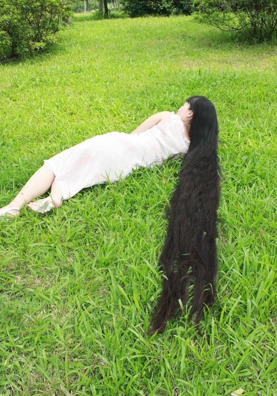 lz1226 NO.54-2-Guo Lijuan show her long hair(affordable)