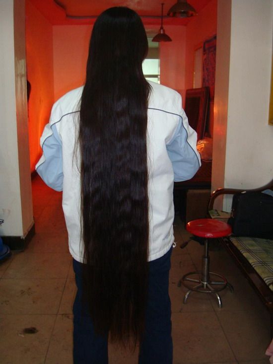 haohaizi cut another 1.2 meter long hair