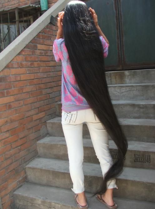 aidebianyuan cut 1.8 meter long hair to bald