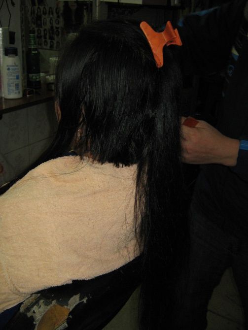 yidi cut another 70cm long hair