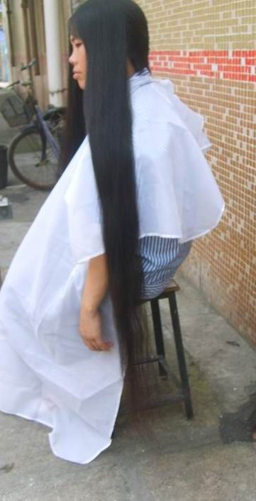 huqing cut 1.3 meter long hair