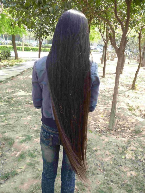 guoguo cut knee length long hair