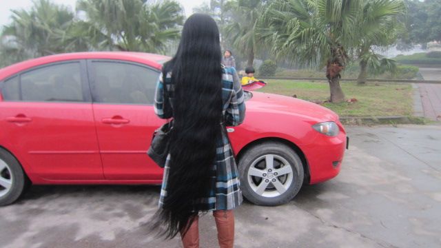 xiaoxiao cut 1.3 meter long hair