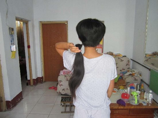 521210 cut 50cm long hair