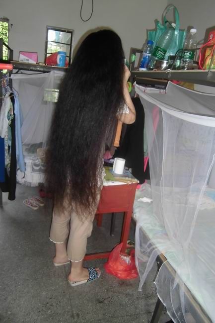 huqing cut 1 meter long hair of 24 years girl-NO.242